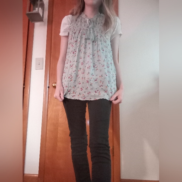 REWIND - NWOT Turquoise Floral Blouse with Tassel Tie Detail - Picture 11 of 15